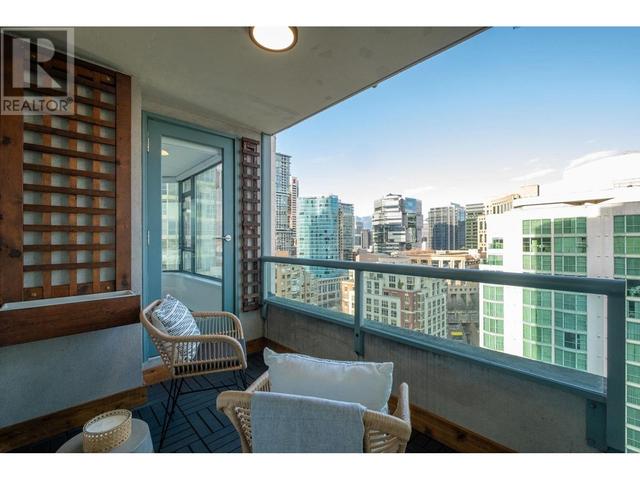 2005 - 888 Hamilton Street, Condo with 2 bedrooms, 2 bathrooms and 1 parking in Vancouver BC | Image 24