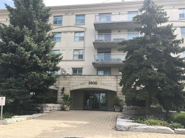 404 - 2500 Rutherford Rd, Condo with 2 bedrooms, 2 bathrooms and 1 parking in Vaughan ON | Image 9