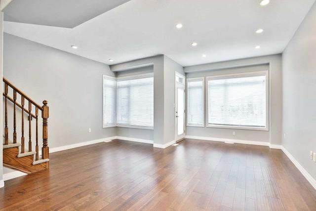 226 - 30 Times Square Blvd, House attached with 3 bedrooms, 4 bathrooms and 2 parking in Hamilton ON | Image 4