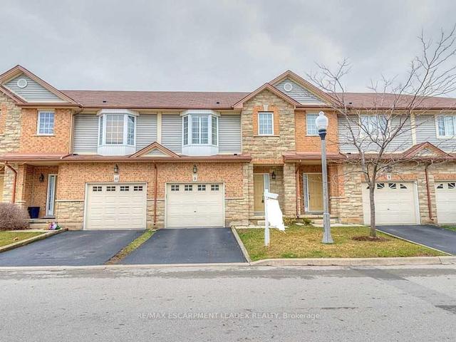 9 - 60 Cloverleaf Dr, Townhouse with 3 bedrooms, 3 bathrooms and 2 parking in Hamilton ON | Image 12