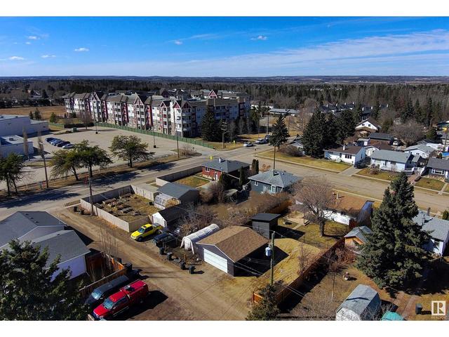 204 Mcpherson Av, House detached with 2 bedrooms, 2 bathrooms and 6 parking in Spruce Grove AB | Image 58