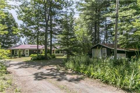 1100 Kanawa Lane, House detached with 4 bedrooms, 2 bathrooms and 6 parking in Algonquin Highlands ON | Image 2