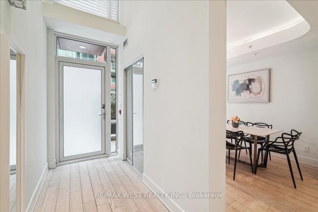 14 - 30 Nelson St, Townhouse with 2 bedrooms, 3 bathrooms and 2 parking in Toronto ON | Image 21