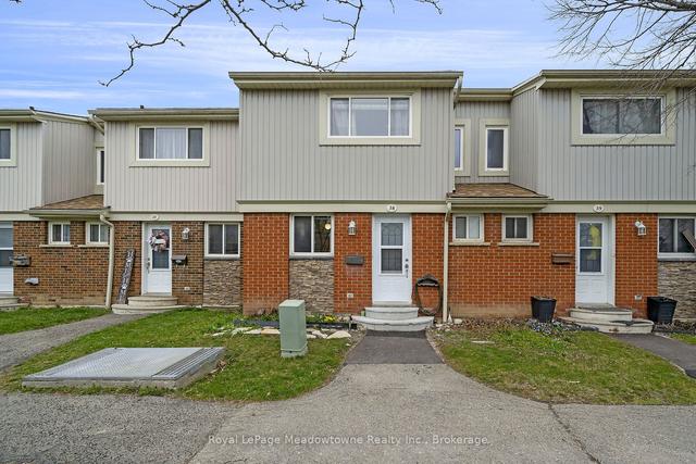 38 - 561 Childs Dr, Townhouse with 3 bedrooms, 2 bathrooms and 1 parking in Milton ON | Image 1