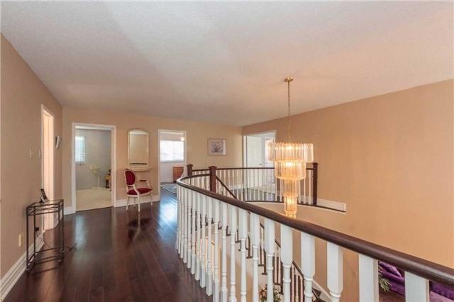 866 Grandview St, House detached with 4 bedrooms, 5 bathrooms and 2 parking in Oshawa ON | Image 11