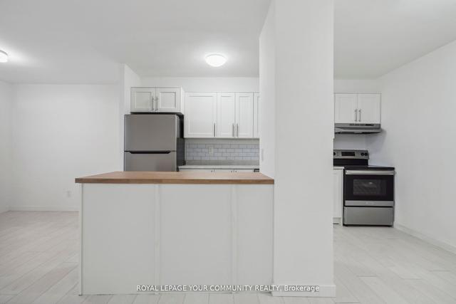 701 - 80 Grandravine Dr, Condo with 3 bedrooms, 1 bathrooms and 1 parking in Toronto ON | Image 13
