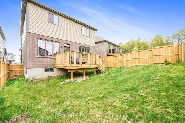164 Mountain Holly Crt, House detached with 4 bedrooms, 3 bathrooms and 4 parking in Waterloo ON | Image 20