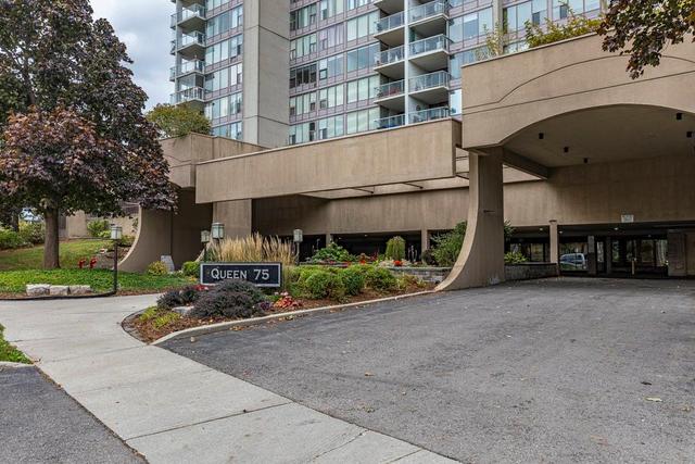 506 - 75 Queen Street N, Condo with 3 bedrooms, 1 bathrooms and null parking in Hamilton ON | Image 2