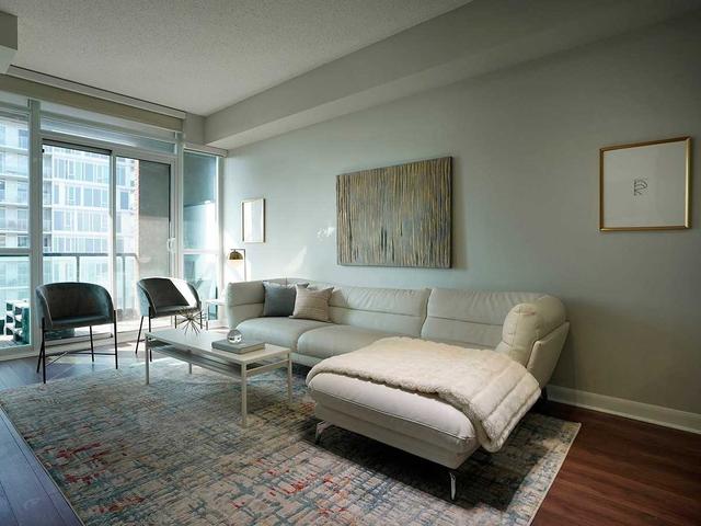 1005 - 525 Wilson Ave, Condo with 1 bedrooms, 1 bathrooms and 1 parking in Toronto ON | Image 2