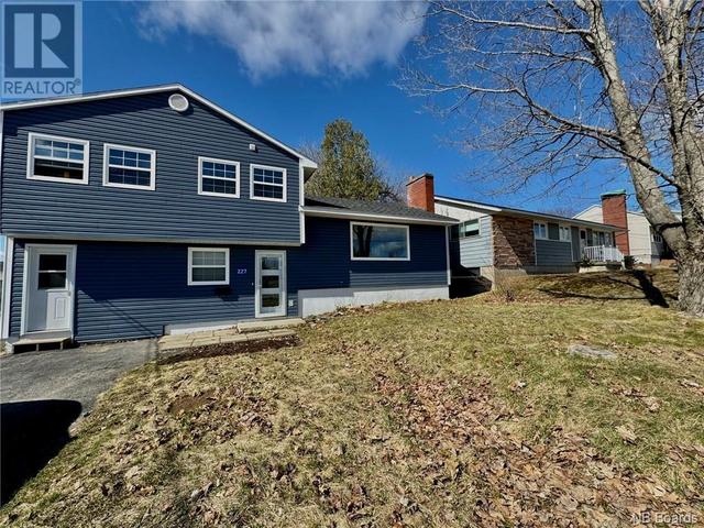 227 Delano Avenue, House detached with 4 bedrooms, 2 bathrooms and null parking in Miramichi NB | Image 1