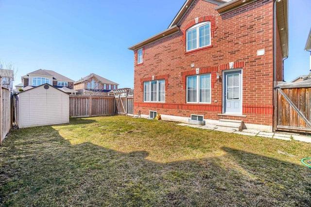 860 Pickersgill Cres, House detached with 3 bedrooms, 3 bathrooms and 4 parking in Milton ON | Image 26