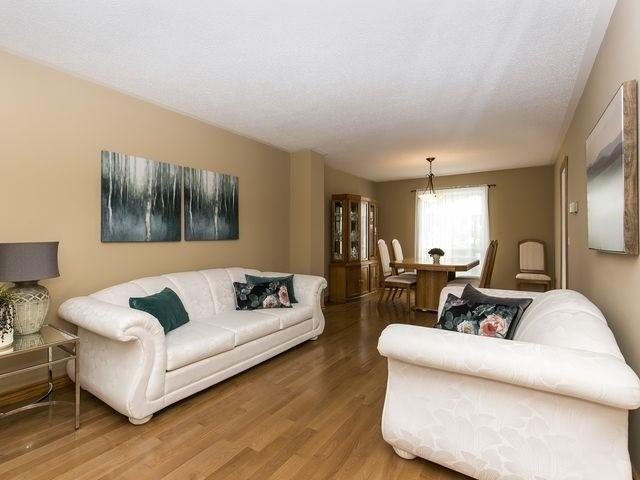 86 Newdale Pl, House detached with 3 bedrooms, 3 bathrooms and 2 parking in Brampton ON | Image 6
