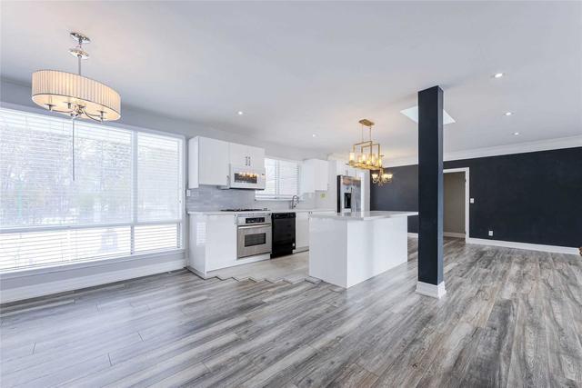 upper - 18 Poplar Dr, House detached with 3 bedrooms, 2 bathrooms and 4 parking in Richmond Hill ON | Image 20