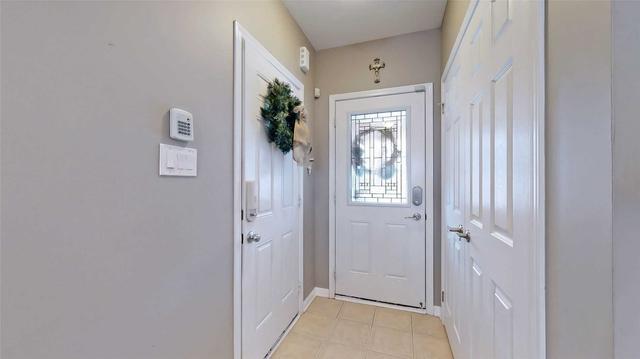 1890 Liatris Dr, House attached with 3 bedrooms, 3 bathrooms and 2 parking in Pickering ON | Image 23