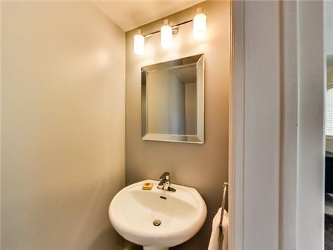 th 11 - 200 Tenth St, Townhouse with 2 bedrooms, 3 bathrooms and 2 parking in Toronto ON | Image 13