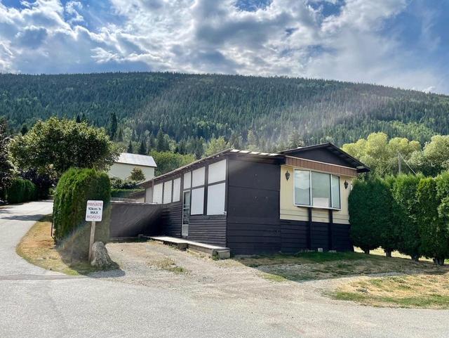 26 - 1554 Granite Road, Home with 2 bedrooms, 1 bathrooms and null parking in Central Kootenay E BC | Card Image