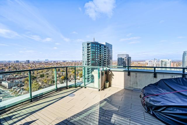 lrg 7 - 7 Lorraine Dr, Condo with 2 bedrooms, 3 bathrooms and 2 parking in Toronto ON | Image 33