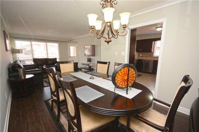 208 Meadows Blvd, House semidetached with 3 bedrooms, 2 bathrooms and 3 parking in Mississauga ON | Image 7