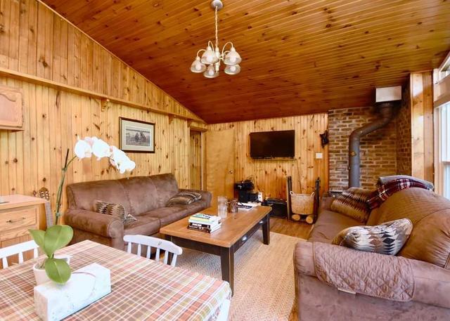 1083 Buckeye Rd N, House detached with 3 bedrooms, 1 bathrooms and 8 parking in Muskoka Lakes ON | Image 26