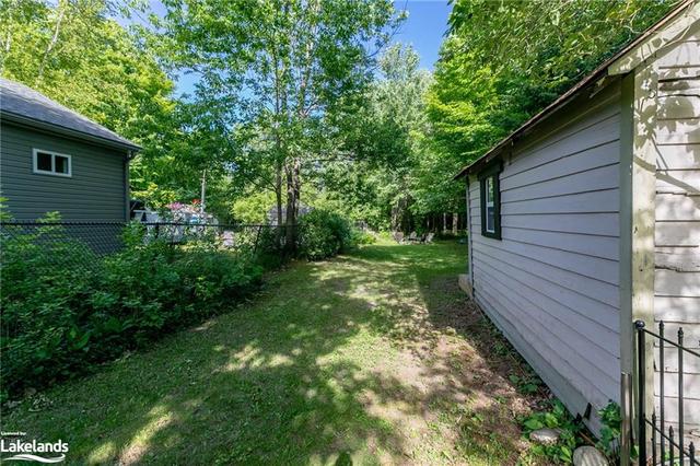 360 Muskoka Beach Road, House detached with 3 bedrooms, 1 bathrooms and 3 parking in Gravenhurst ON | Image 36