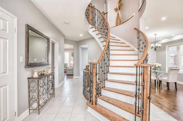 824 Stargazer Dr, House detached with 4 bedrooms, 6 bathrooms and 6 parking in Mississauga ON | Image 36