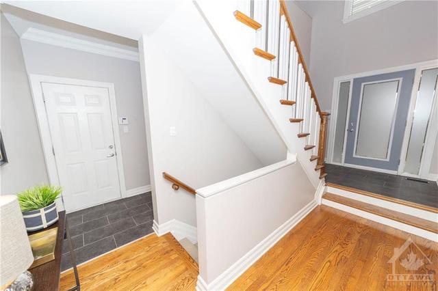 108 Manorhill Private, Townhouse with 2 bedrooms, 3 bathrooms and 4 parking in Ottawa ON | Image 23