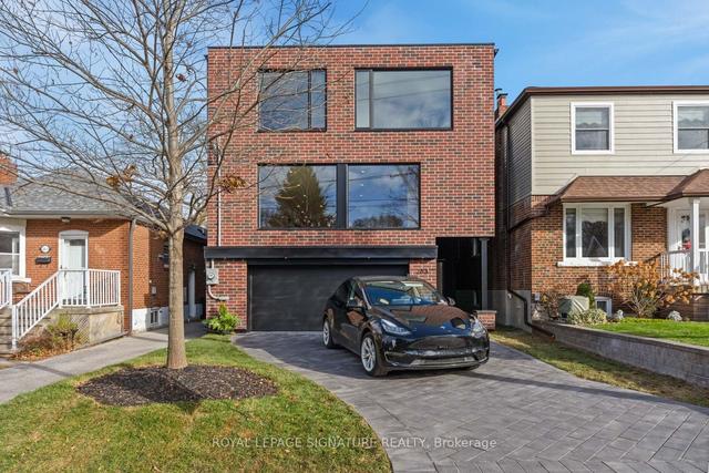 263 Blantyre Ave, House detached with 3 bedrooms, 5 bathrooms and 3 parking in Toronto ON | Image 1