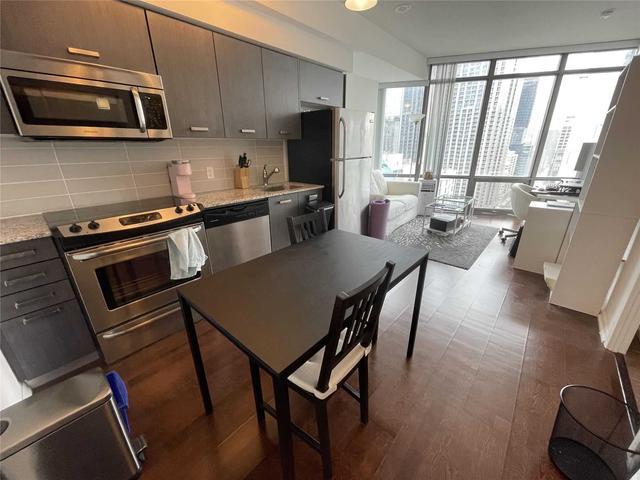 1809 - 832 Bay St, Condo with 1 bedrooms, 1 bathrooms and 0 parking in Toronto ON | Image 23