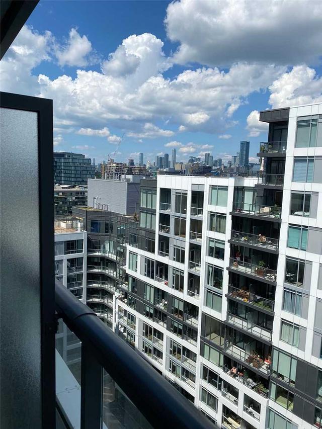 1516w - 27 Bathurst St W, Condo with 0 bedrooms, 1 bathrooms and 0 parking in Toronto ON | Image 1