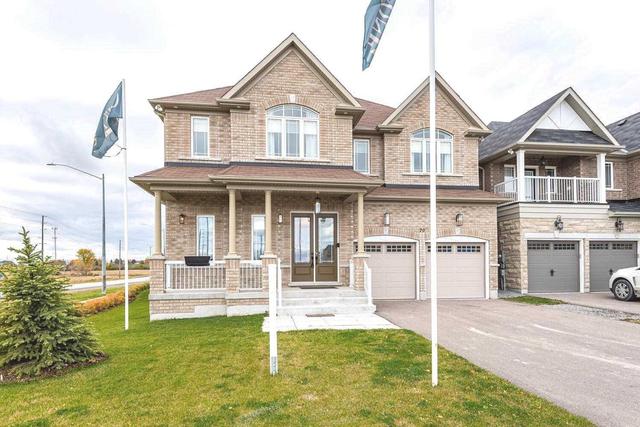 70 Robert Wilson Cres, House detached with 4 bedrooms, 4 bathrooms and 6 parking in Georgina ON | Image 1