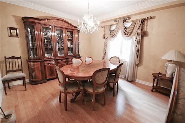 294 Thornhill Woods Dr, House detached with 4 bedrooms, 5 bathrooms and 4 parking in Vaughan ON | Image 6