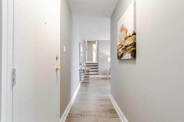 1903 - 530 Lolita Gdns, Condo with 3 bedrooms, 1 bathrooms and 2 parking in Mississauga ON | Image 22