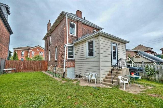 216 Park St N, House detached with 3 bedrooms, 2 bathrooms and 2 parking in Hamilton ON | Image 15