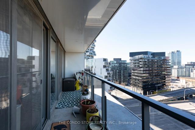 1009 - 32 Trolley Cres, Condo with 2 bedrooms, 2 bathrooms and 1 parking in Toronto ON | Image 27