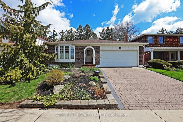 29 Pepper Tree Dr, House detached with 3 bedrooms, 3 bathrooms and 4 parking in Toronto ON | Image 12