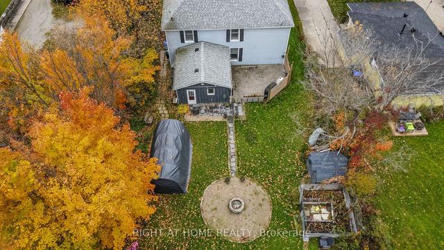 25 Peel St, House detached with 5 bedrooms, 2 bathrooms and 2 parking in Penetanguishene ON | Image 32