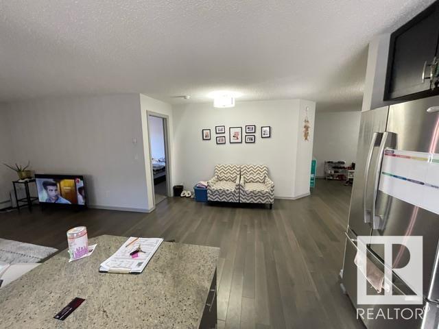 117 - 2204 44 Av Nw, Condo with 2 bedrooms, 2 bathrooms and 1 parking in Edmonton AB | Image 17