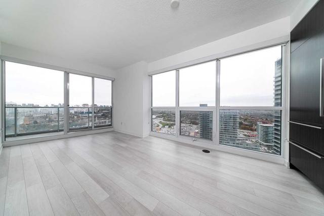 2303 - 115 Mcmahon Dr, Condo with 2 bedrooms, 2 bathrooms and 1 parking in Toronto ON | Image 3