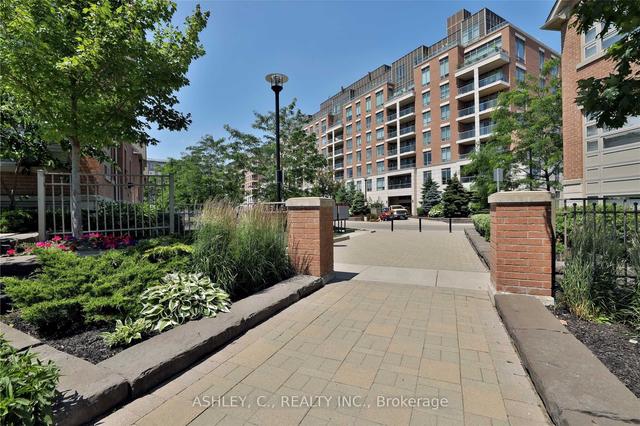 714 - 2470 Prince Michael Dr, Condo with 1 bedrooms, 1 bathrooms and 1 parking in Oakville ON | Image 1