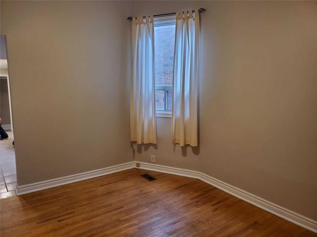 main - 416 Westmoreland Ave N, House semidetached with 1 bedrooms, 1 bathrooms and 1 parking in Toronto ON | Image 21