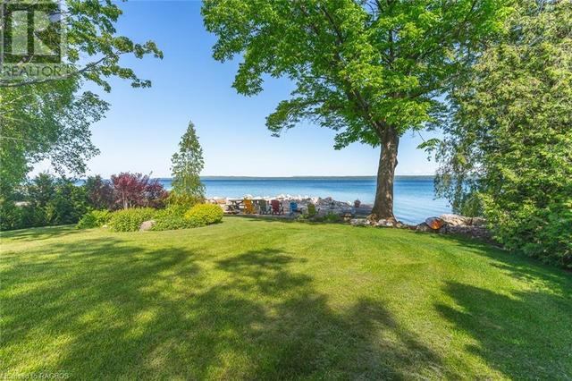 385 Balmy Beach Road, House detached with 4 bedrooms, 3 bathrooms and 12 parking in Georgian Bluffs ON | Image 16