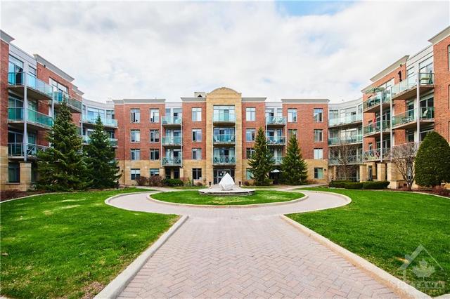 404 - 205 Bolton Street, Condo with 2 bedrooms, 2 bathrooms and 2 parking in Ottawa ON | Image 1