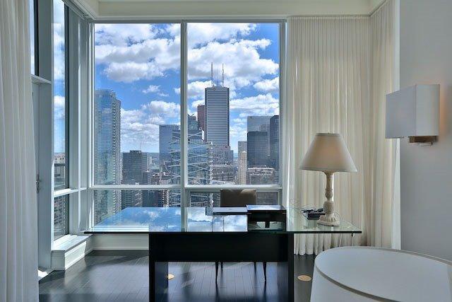 Up 04 - 80 John St, Condo with 3 bedrooms, 4 bathrooms and 1 parking in Toronto ON | Image 5