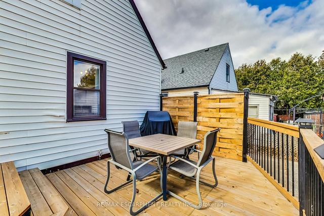 265 East 26th St, House detached with 3 bedrooms, 1 bathrooms and 5 parking in Hamilton ON | Image 26