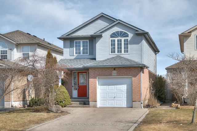520 Chesapeake Cres, House detached with 3 bedrooms, 4 bathrooms and 5 parking in Waterloo ON | Image 23