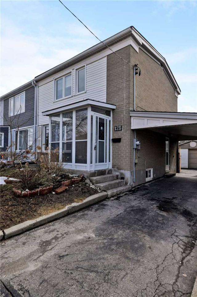 125 Chestnut Cres, House semidetached with 3 bedrooms, 2 bathrooms and 4 parking in Toronto ON | Image 19
