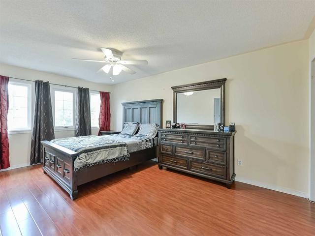 24 Lancewood Cres, Townhouse with 3 bedrooms, 4 bathrooms and 2 parking in Brampton ON | Image 18