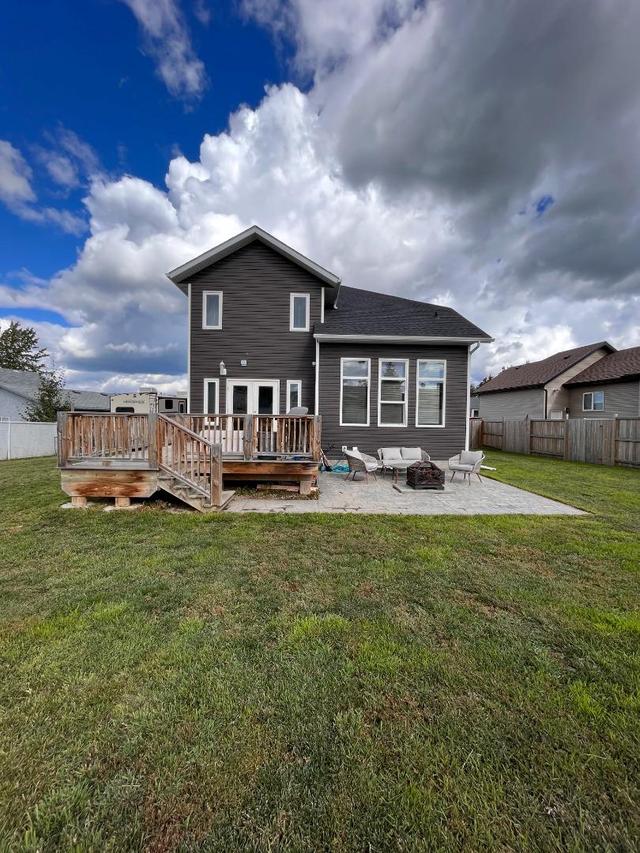 809 7 Avenue, House detached with 5 bedrooms, 3 bathrooms and 6 parking in Yellowhead County AB | Image 35