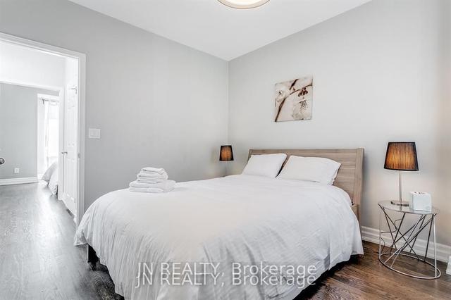 308 Harbord St, House semidetached with 3 bedrooms, 2 bathrooms and 0 parking in Toronto ON | Image 16