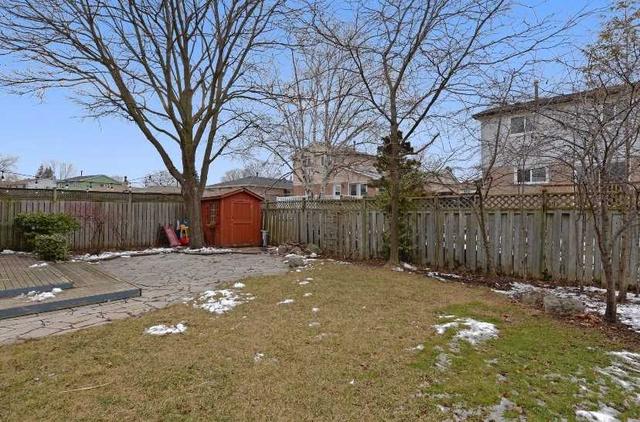 12 Easton Crt, House detached with 4 bedrooms, 3 bathrooms and 7 parking in Ajax ON | Image 21